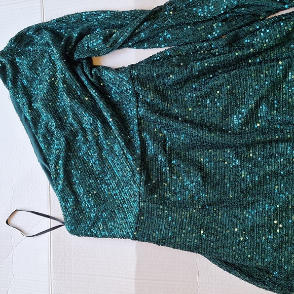 Hello Molly Stand Me Out Sequin Mini Dress Green One Shoulder Party - Picture 10 of 11